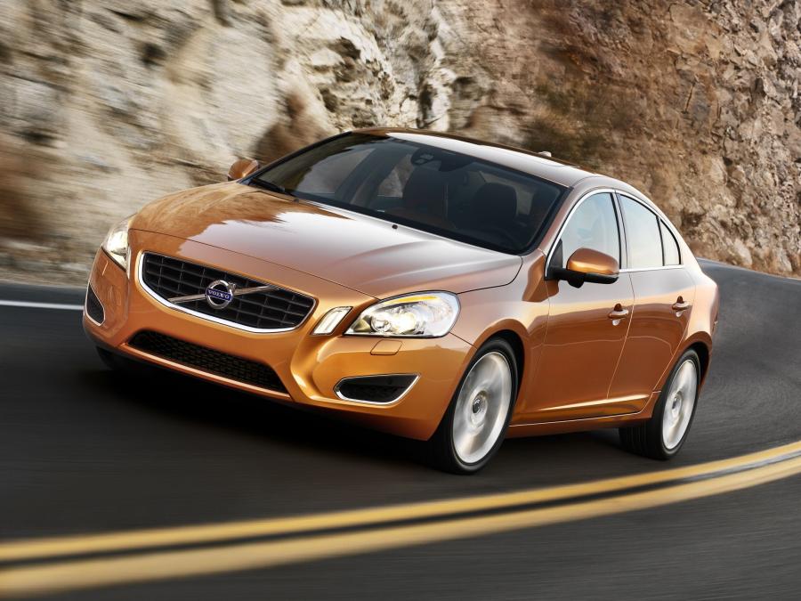  Volvo S60 2010 года  (фото 74 из 226)